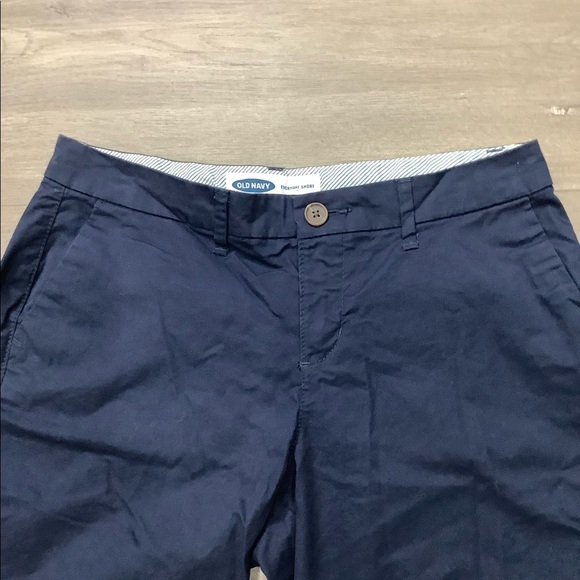 Women's Old Navy 2 XS 9” inseam Shorts Bermuda Chino Khakis Navy Blue Stretch - Picture 6 of 7